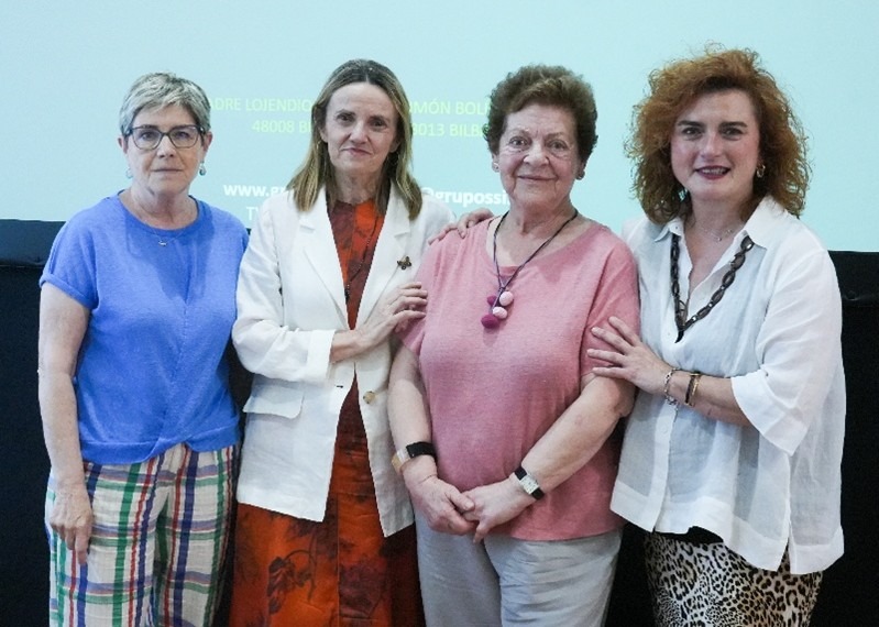 (De izda a derecha, Meche Arribas, presidenta yo, CEO, Mª Luisa Mendizabal, ex gerente, Rosa Mª Lavín, Directora Económico Financiera de Grupo Servicios Sociales Integrados)